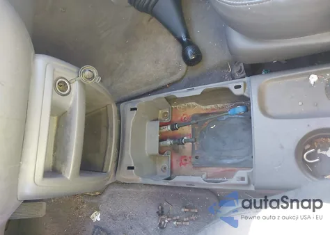 2001 Ford Escape Xls z USA, uszkodzony, nr VIN 1FMYU02B51KE85887